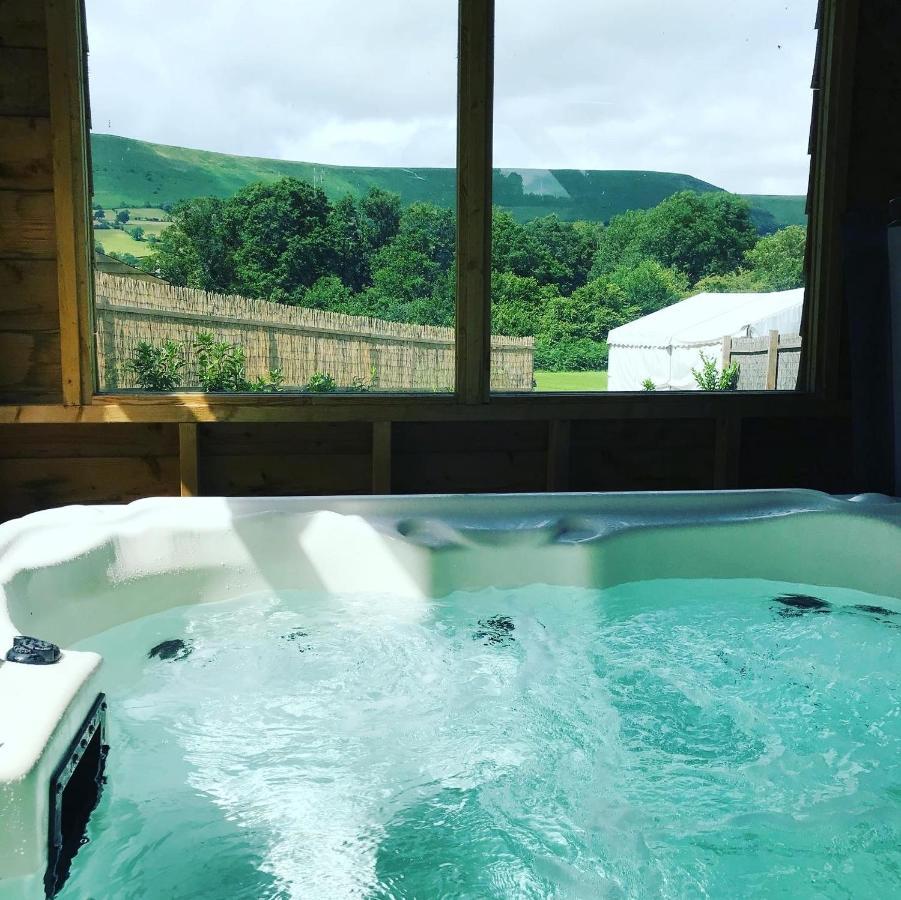 Appartamento Luxury Cosy Carriage With Electric Private Hot Tub Hereford Esterno foto