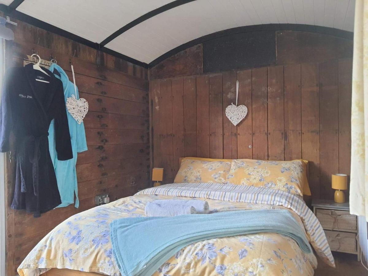 Appartamento Luxury Cosy Carriage With Electric Private Hot Tub Hereford Esterno foto